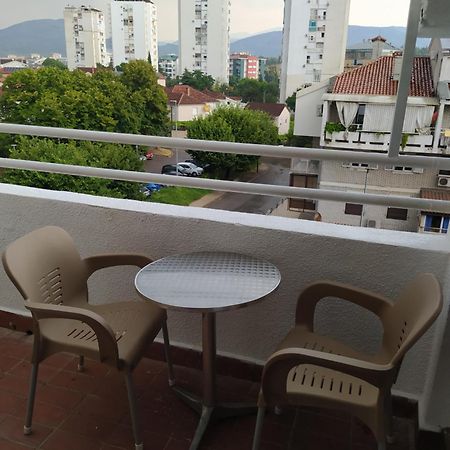 شقة Apartman Senka 2 بودغوريتْسا المظهر الخارجي الصورة